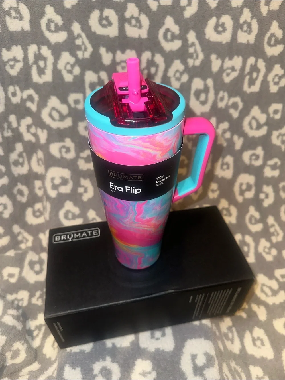 BrüMate Era Flip 40oz Travel Mug  Limited Edition Rainbow 🌈 Swirl😍😍New 🌈 - Picture 3 of 17